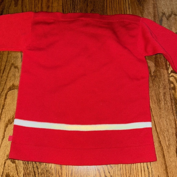 Bella bliss girls boatneck red sweater with bow detail at waist sizes 5 & 8 NWOT - Picture 4 of 4